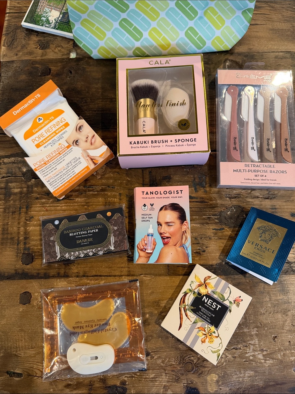Beauty Bundles! Buyer’s Choice - Picture 4 of 4